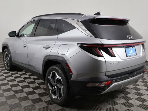 Used 2023 Hyundai Tucson Limited w/ Winter Package AWD/4WD image 11