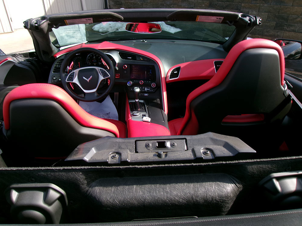 Used 2014 Chevrolet Corvette Stingray Convertible w/ 3LT Preferred Equipment Group RWD image 11