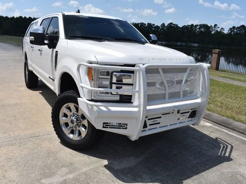Used 2019 Ford F250 King Ranch w/ King Ranch Ultimate Package AWD/4WD image 2