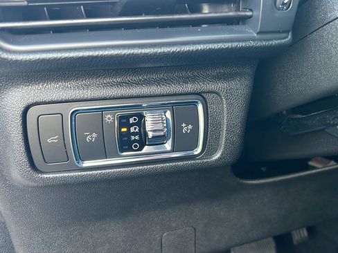 Used 2021 Lincoln Corsair AWD w/ Premium Package image 20