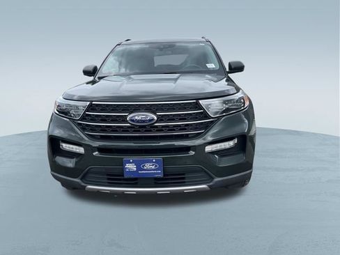 Certified 2022 Ford Explorer XLT w/ Equipment Group 202A RWD image 11