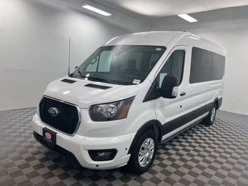 Used 2024 Ford Transit 350 XLT image 2