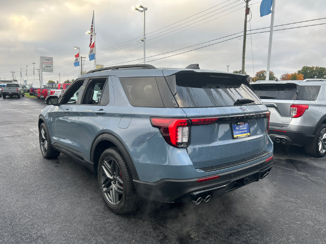 Used 2026 Ford Explorer ST AWD/4WD image 5