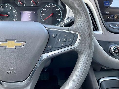 Used 2024 Chevrolet Malibu LT FWD image 11