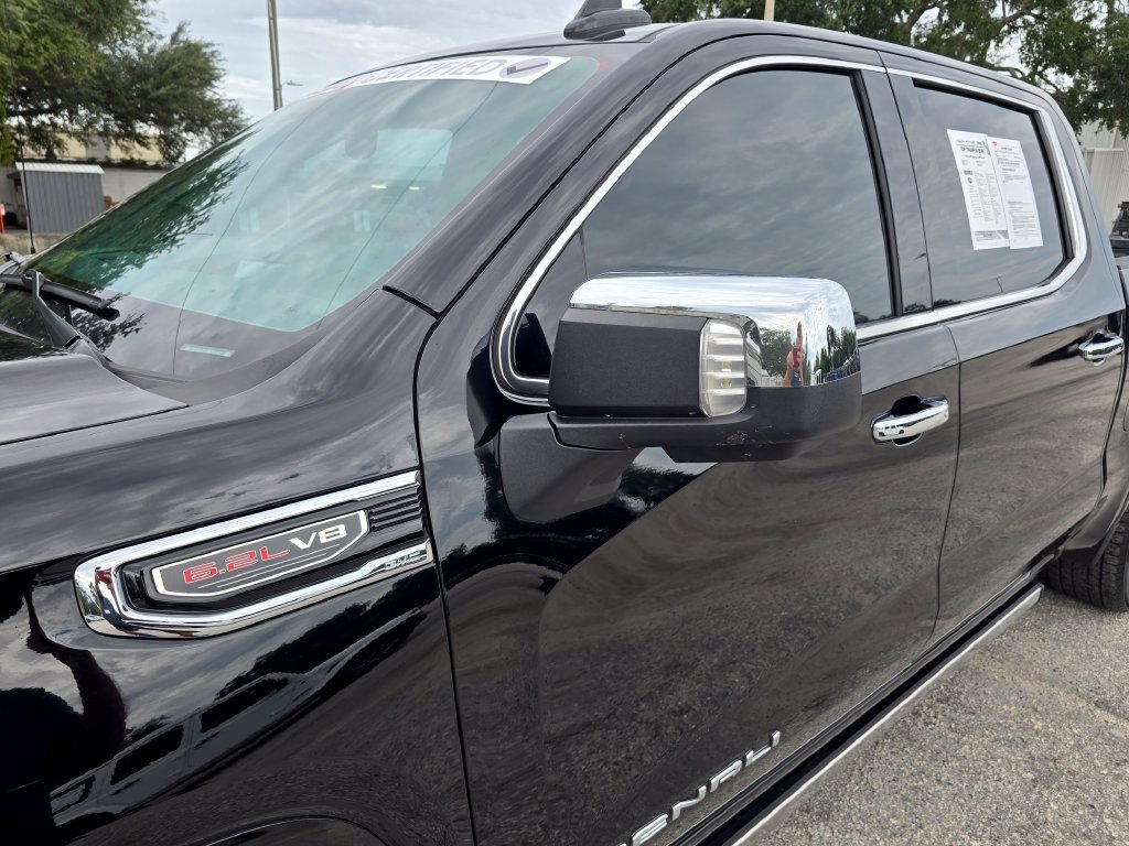 Used 2025 GMC Sierra 1500 Denali AWD/4WD image 13