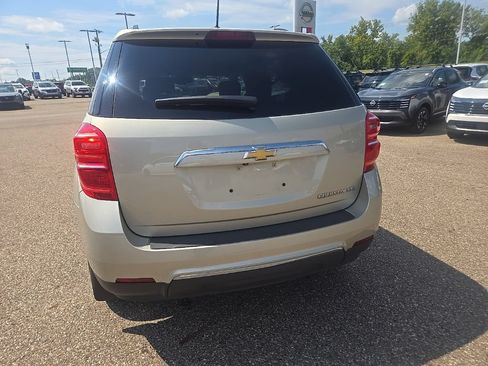Used 2016 Chevrolet Equinox LTZ FWD image 6