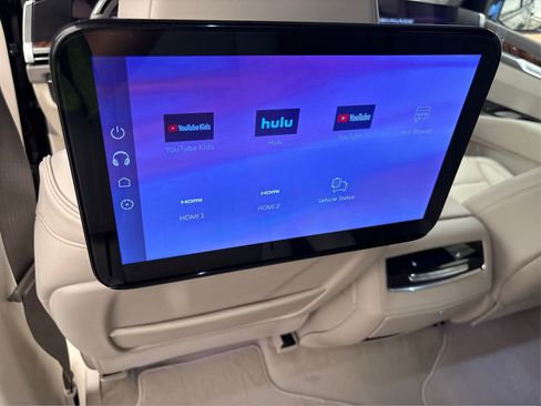 New 2025 Cadillac Escalade Sport Platinum image 21