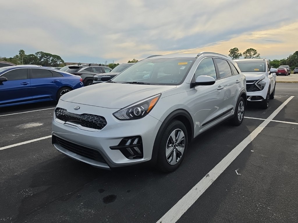 Used 2021 Kia Niro LX FWD image 5