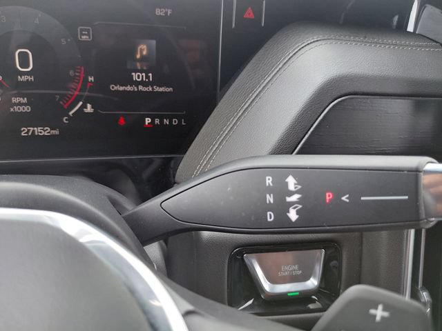 Used 2025 GMC Yukon Denali AWD/4WD image 32