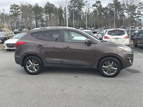 Used 2014 Hyundai Tucson SE image 8