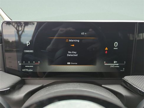 Certified 2025 Nissan Kicks SR image 35