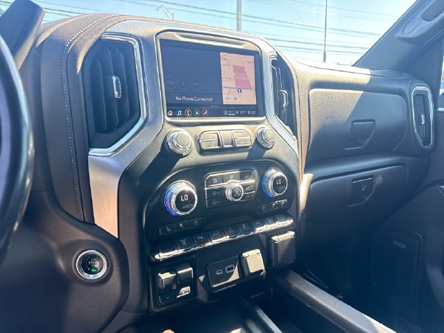 Used 2022 GMC Sierra 2500 SLT w/ SLT Premium Package AWD/4WD image 19