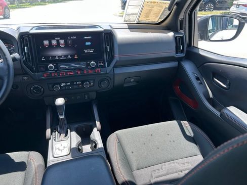 Used 2026 Nissan Frontier PRO-4X AWD/4WD image 10