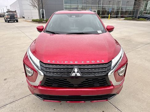 Used 2025 Mitsubishi Eclipse Cross Black Edition image 4