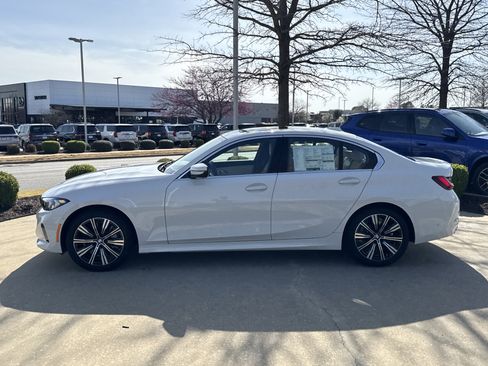 New 2026 BMW 330i Sedan image 2