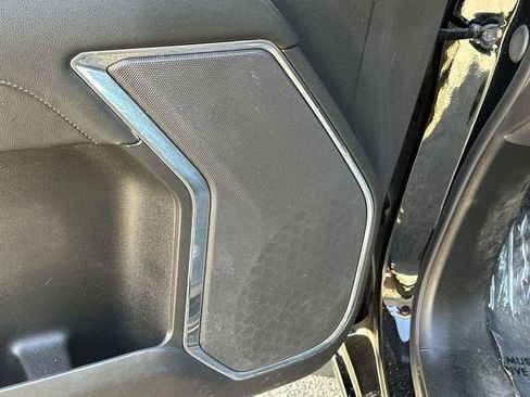 Used 2025 Chevrolet Silverado 1500 LT RWD image 23