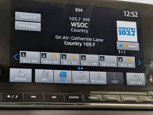 Used 2024 Mitsubishi Outlander SE Black Edition image 21