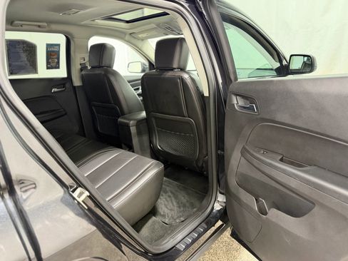 Used 2013 GMC Terrain SLT w/ Safety Package AWD/4WD image 28