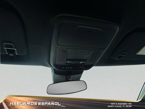 Used 2025 GMC Acadia Elevation image 21