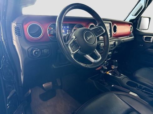 Used 2018 Jeep Wrangler Unlimited Rubicon w/ Dual Top Group image 10