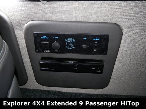 New 2025 GMC Savana 2500 Extended w/ Driver Convenience Package image 23