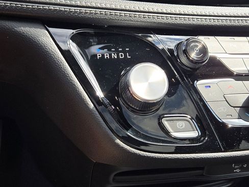 New 2026 Chrysler Pacifica Select image 28