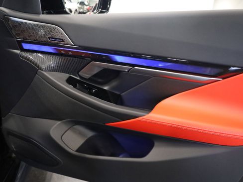 Used 2025 BMW M5 Touring w/ M Driver's Package image 36