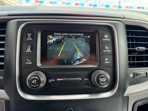 Used 2019 RAM 1500 Express w/ Express Value Package AWD/4WD image 17