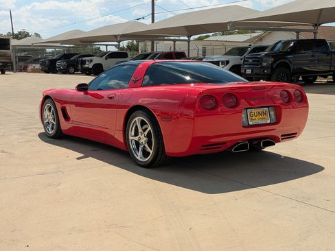 Used 1999 Chevrolet Corvette Coupe w/ Memory Pkg image 5