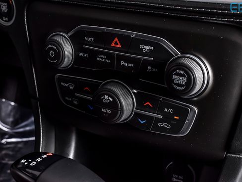 Used 2022 Dodge Charger R/T w/ Plus Group image 26