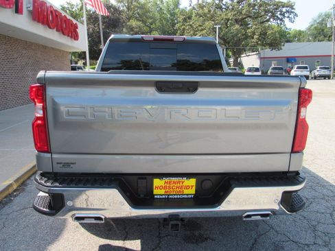 Used 2025 Chevrolet Silverado 1500 LTZ w/ LTZ Premium Package AWD/4WD image 3