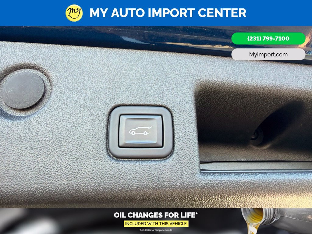 Used 2023 Chevrolet Equinox RS w/ LPO, Floor Liner Package AWD/4WD image 29