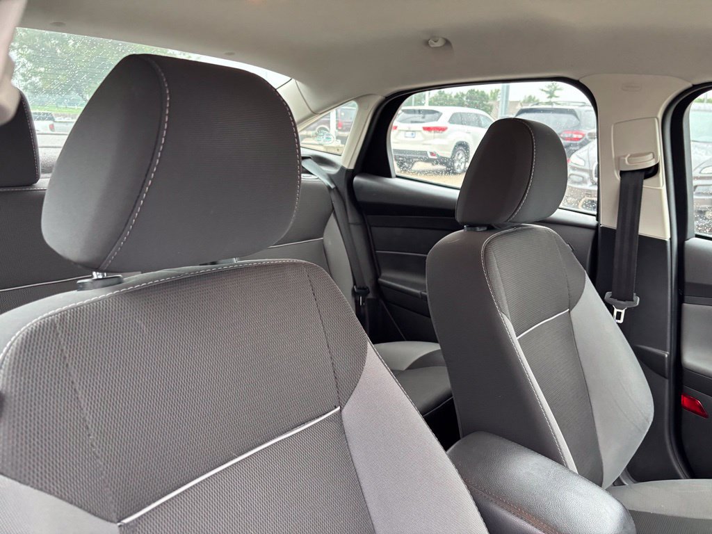 Used 2013 Ford Focus SE FWD image 17