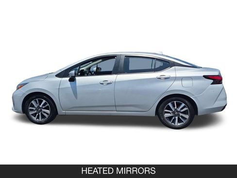 Used 2023 Nissan Versa SV FWD image 5
