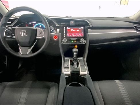 Used 2017 Honda Civic EX image 9