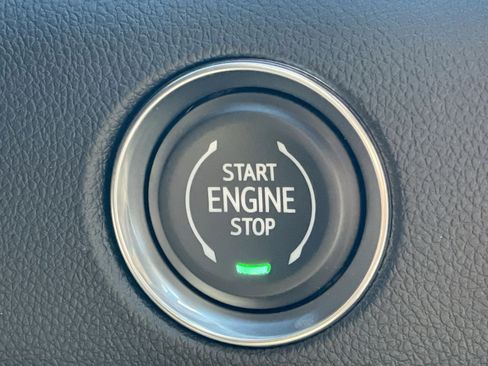 New 2026 GMC Acadia Elevation image 42