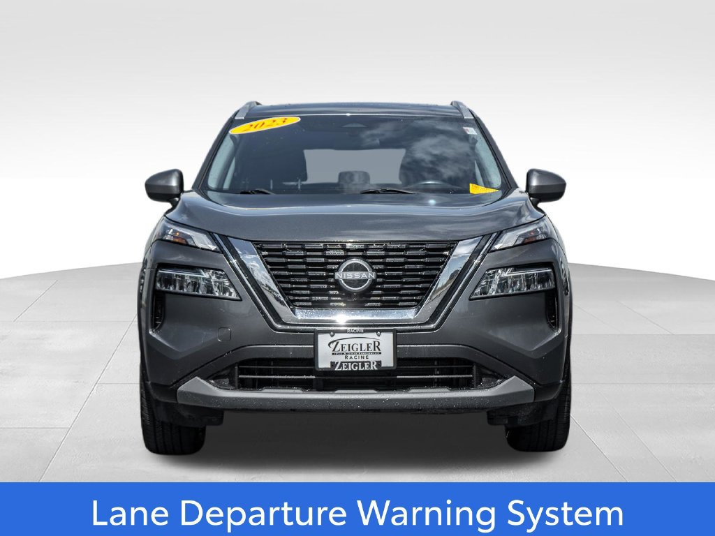 Used 2023 Nissan Rogue SV w/ SV Premium B Package AWD/4WD image 2