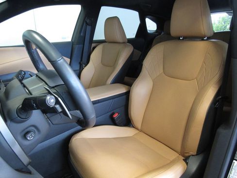 Used 2023 Lexus RX 350 Premium w/ Cold Area Package image 10