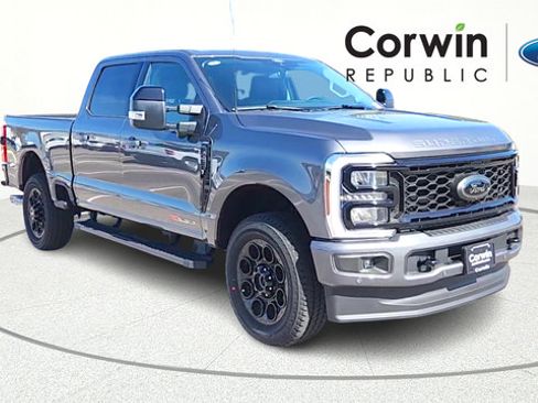 New 2026 Ford F250 Lariat w/ Black Appearance Package AWD/4WD image 1