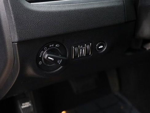 Used 2022 Chrysler 300 S image 13