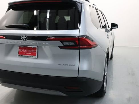 Used 2024 Toyota Grand Highlander Platinum image 62