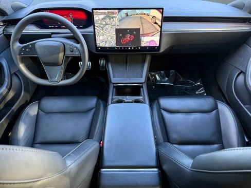 Used 2021 Tesla Model S Plaid image 31