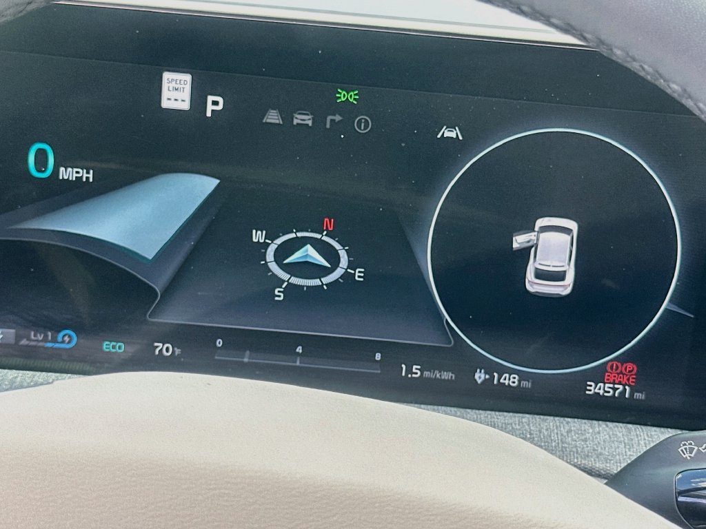 Certified 2023 Kia EV6 Wind w/ Wind Technology Package RWD image 12