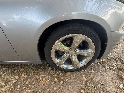 Used 2013 Dodge Charger SE RWD image 10