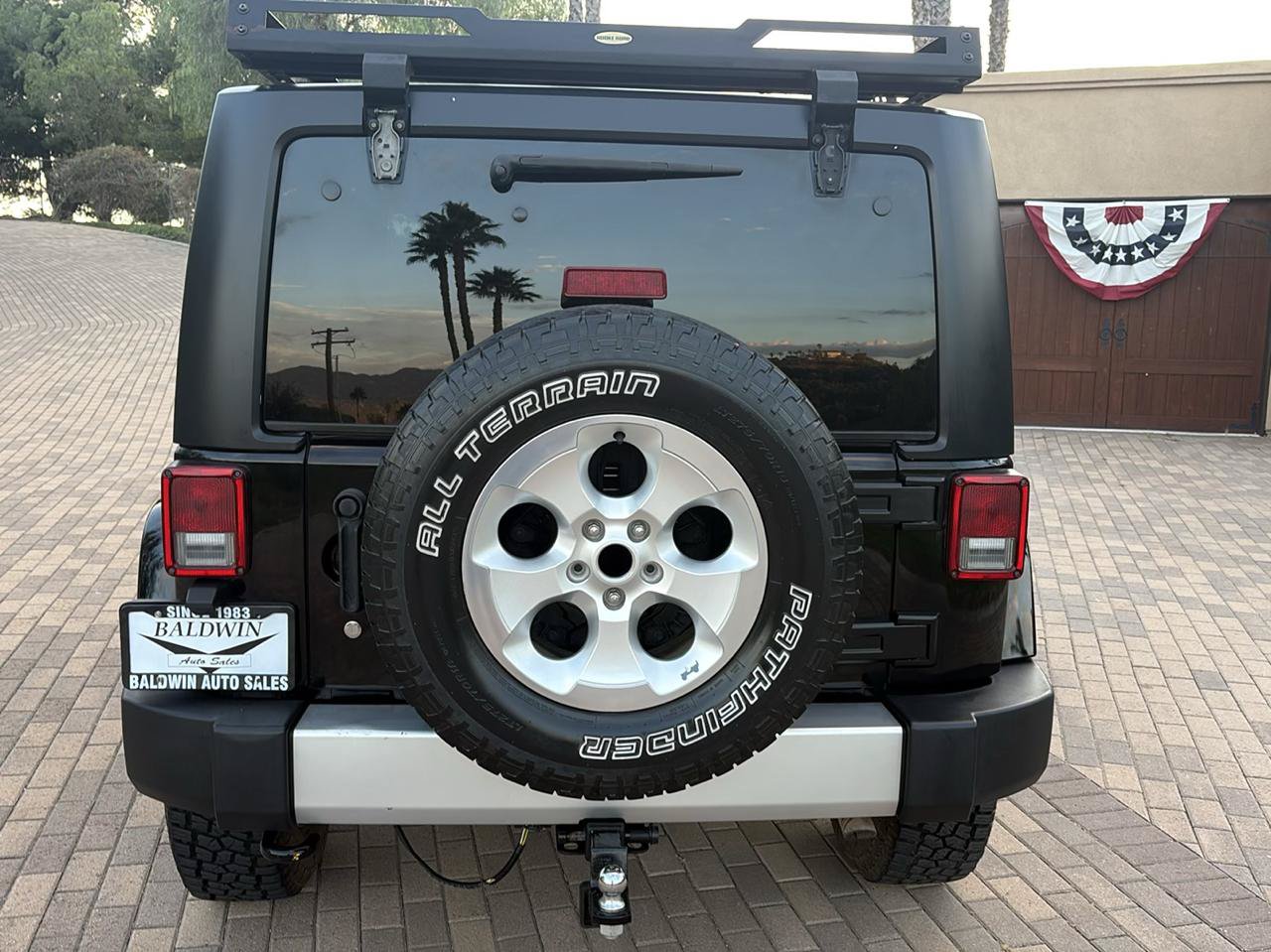 Used 2015 Jeep Wrangler Sahara w/ Connectivity Group AWD/4WD image 14