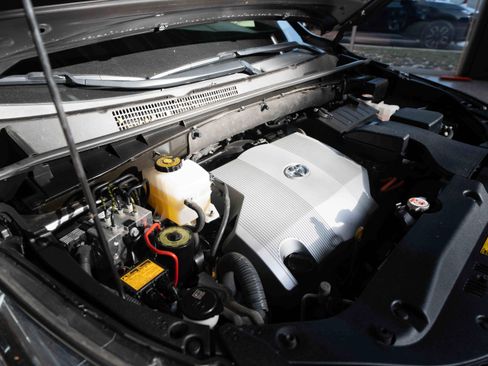 Used 2019 Toyota Highlander Limited image 33