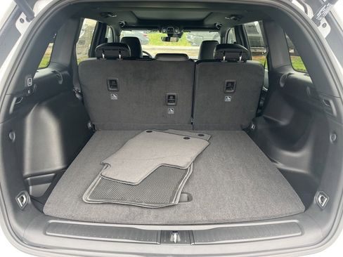 New 2025 Jeep Grand Cherokee Limited image 14