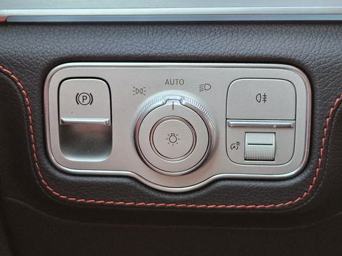 Certified 2025 Mercedes-Benz GLE 53 AMG 4MATIC image 22