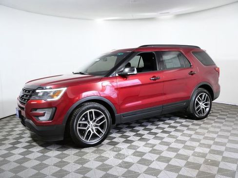 Certified 2017 Ford Explorer Sport w/ Equipment Group 401A image 5