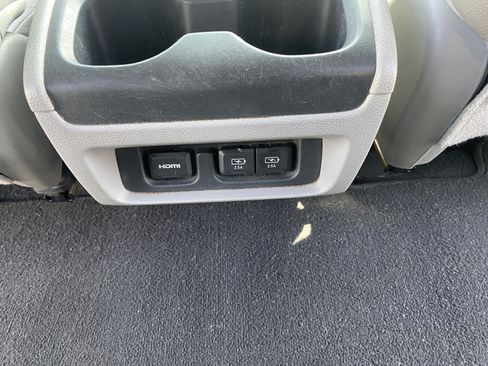 Used 2018 Honda Odyssey Elite image 19